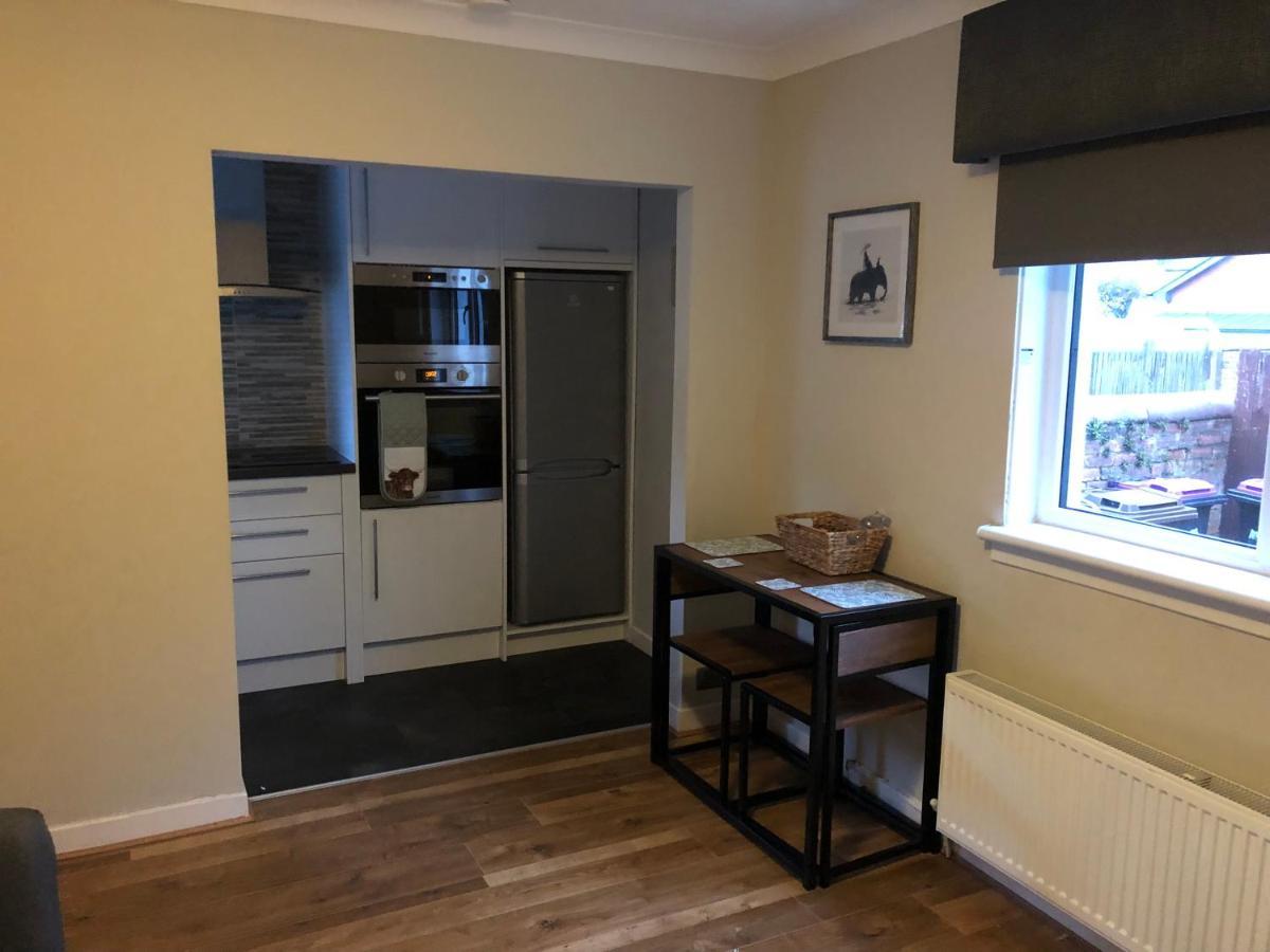 Appartement Ideally Located Modern Flat à Troon Extérieur photo